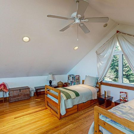 Whimsy By The Sea Vila Port Orford Exterior foto