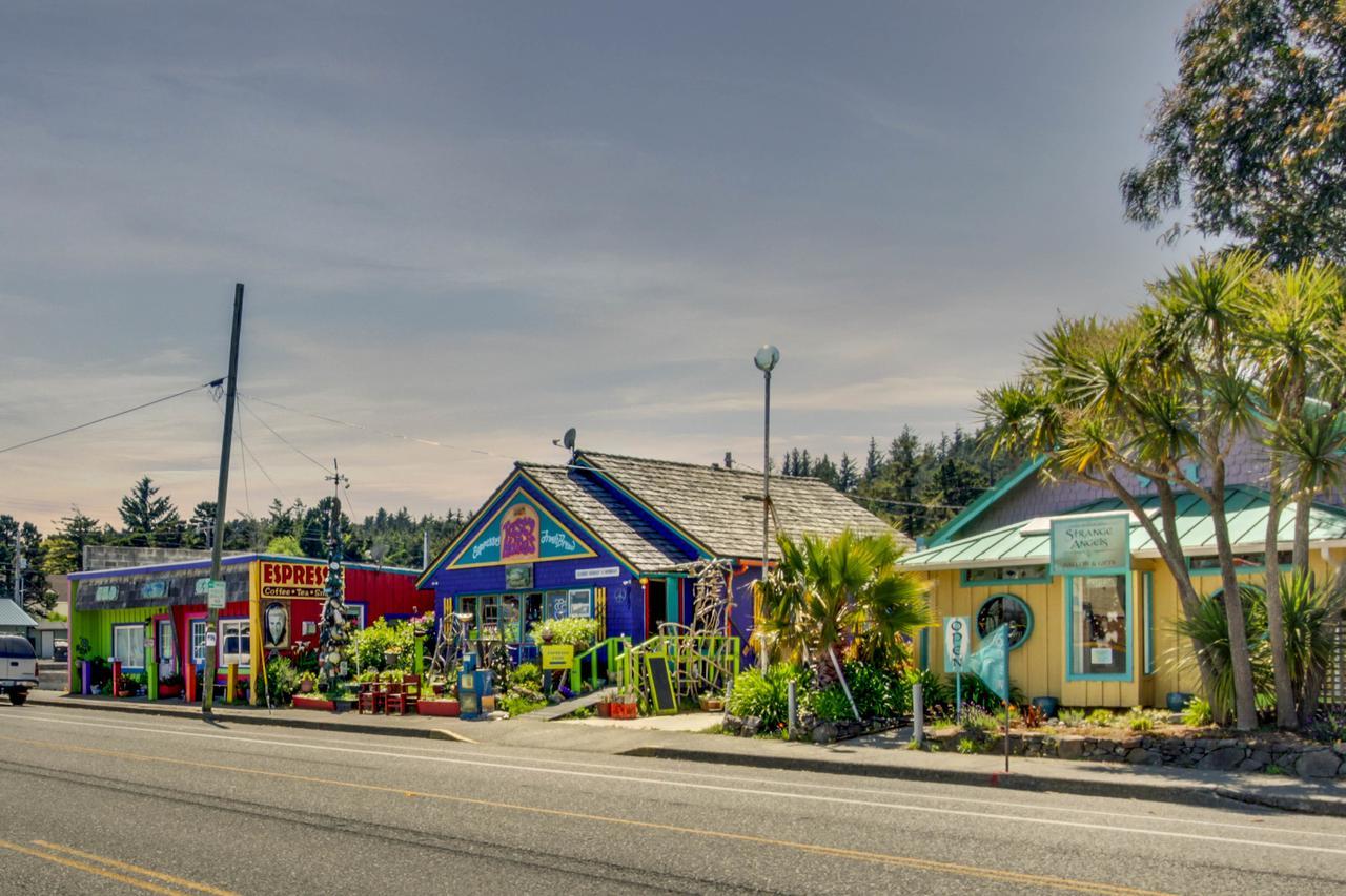 Whimsy By The Sea Vila Port Orford Exterior foto