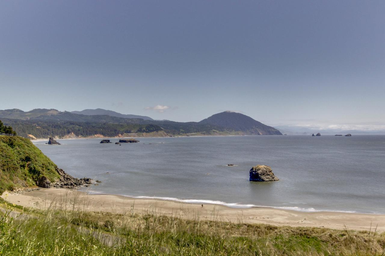 Whimsy By The Sea Vila Port Orford Exterior foto